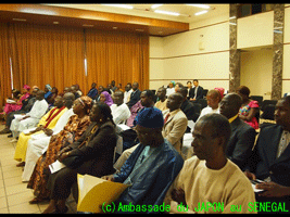 Cérémonie de signature de 6 contrats de Don au profit d’organisations sénégalaises dans le cadre du programme d’Aide non remboursable pour les Projets Locaux (APL) contribuant à la Sécurité humaine et de celui dans le domaine culturel.