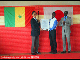 « Sport pour Demain » Don des tatamis (tapis) de Judo à 5 clubs au Sénégal